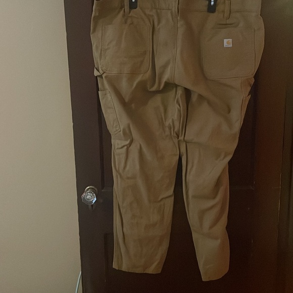 NWOT women’s Carhartt size 24W khaki pants - Picture 5 of 6